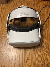 Oculus Quest 2 Meta Standalone VR Headset White, 128GB with Controllers and Case