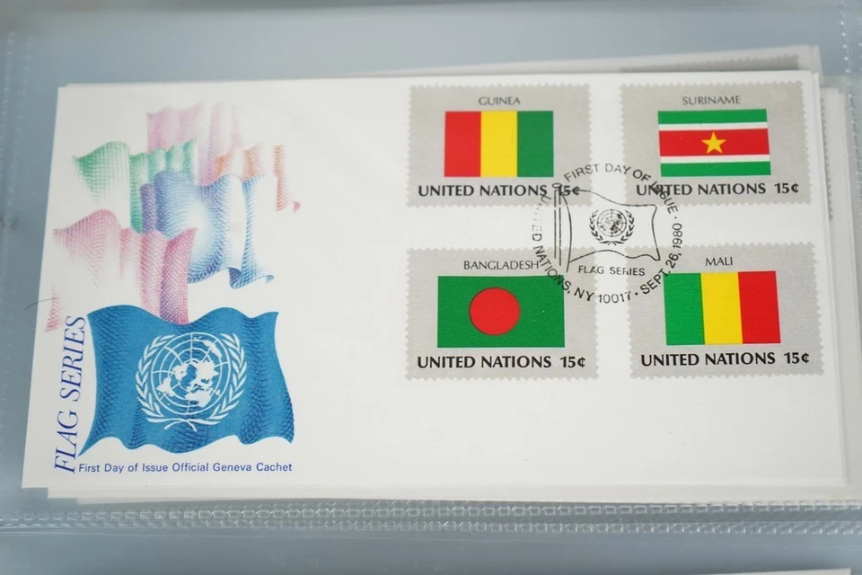 UNITED NATIONS 1980s FLAG SERIES COLLECTION OF 192 FDCS IN ALBUM - Image 2 of 4