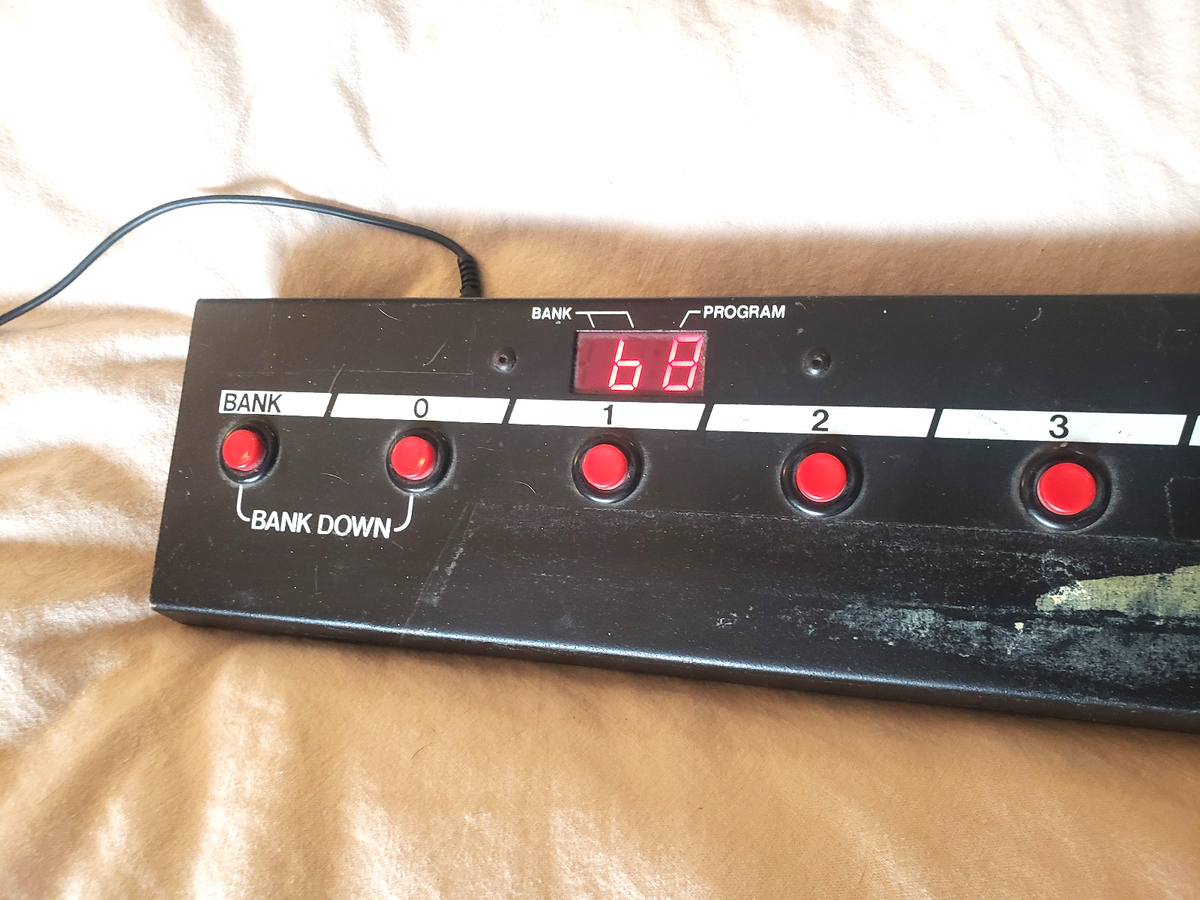 ADA MC-1 MIDI Controller Pedal Board with Original Power Supply