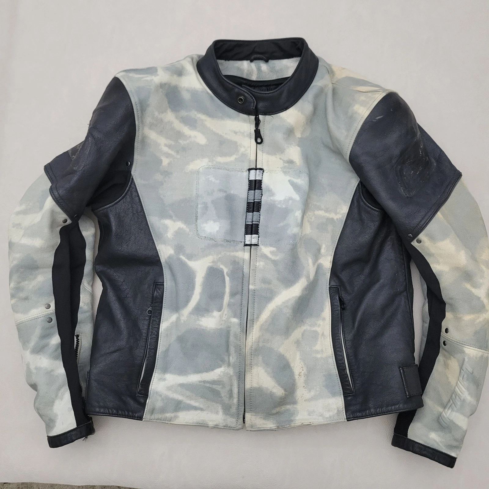 Genuine Shift Motorcycle Street Leather Jacket. Size XL - product detail image 2