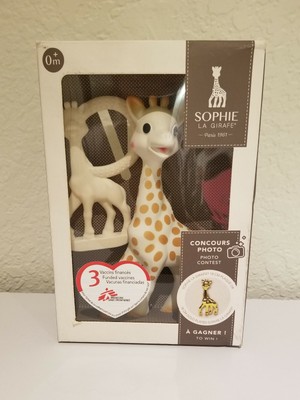 sophie le giraffe gift set