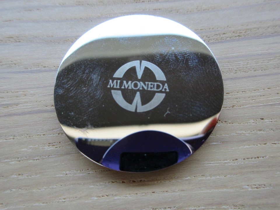 Moneda de cristal SWAROVSKI NEGRA DE LUJO grande MI MONEDA NUEVA DIFÍCIL DE ENCONTRAR Foto 4 de 4