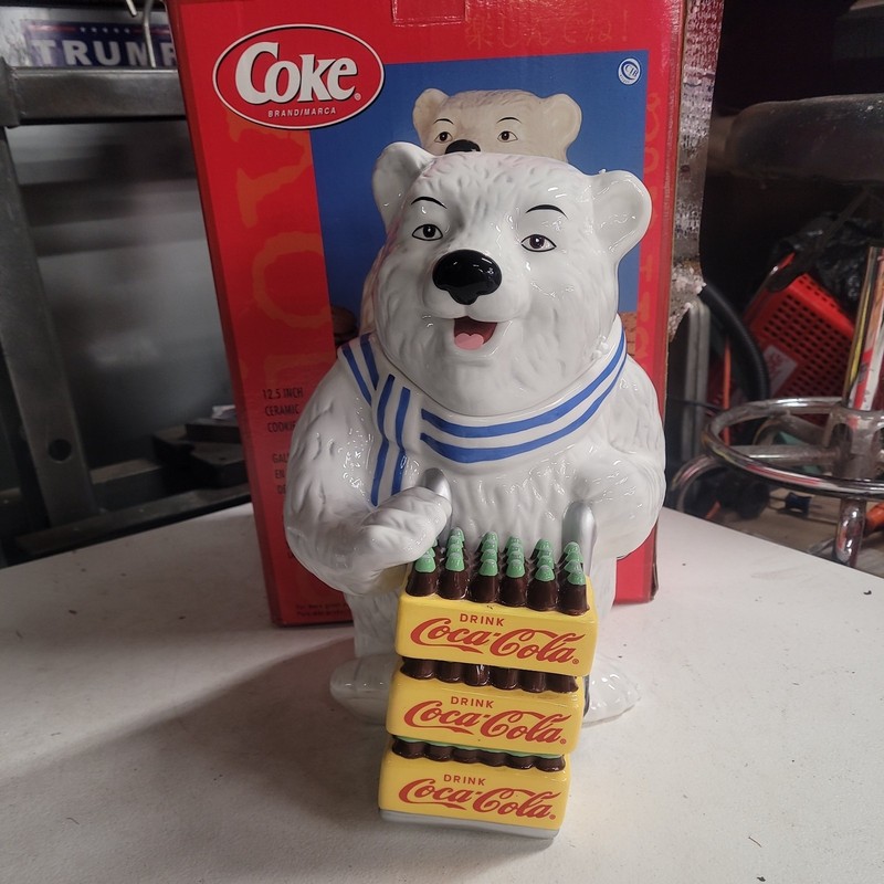Vintage Coca Cola Polar Bear Delivery Cookie Jar by Gibson w Box 2001