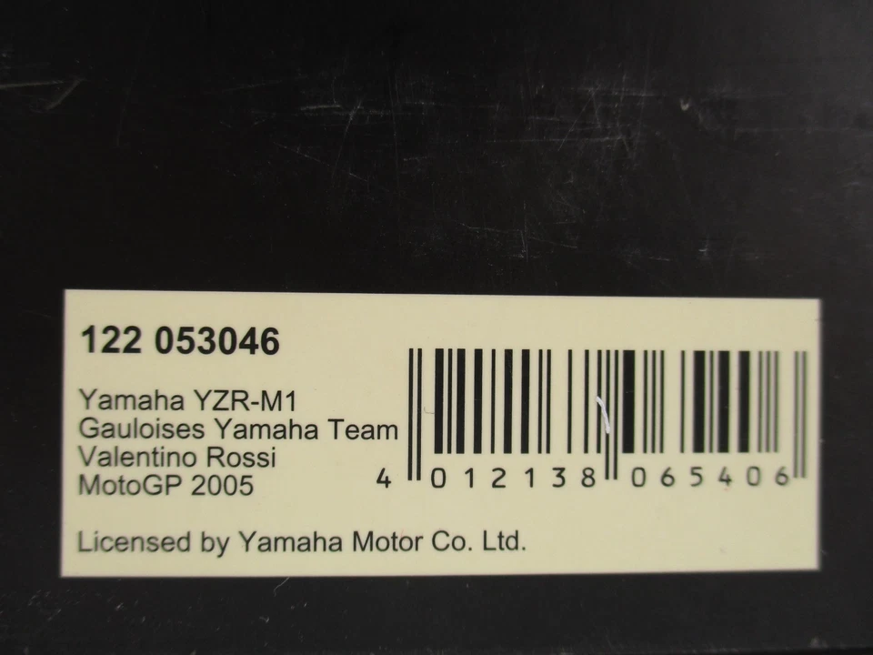 YAMAHA YZR-M1, #46, Valentino Rossi, 2005 MotoGP!!! - Bild 4 von 4