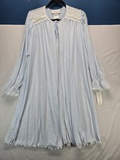 Vintage Miss Elaine Peignoir Robe Large Blue Lace Nylon USA NWT