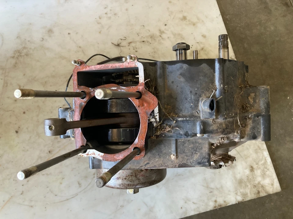 Motor de extremo inferior Suzuki SP370 DR SP 370 1978 78 Foto 3 de 4