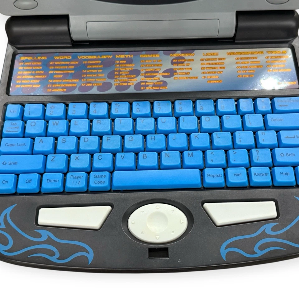 Vintage 2001 The Hot Wheels Accelerator Electric Learning Computer W/box - Image 4 of 4