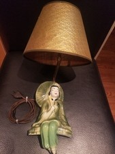 Mid Century  1950's - 60's Ceramic Wall Lamp Asian Girl Sitting with umbrella