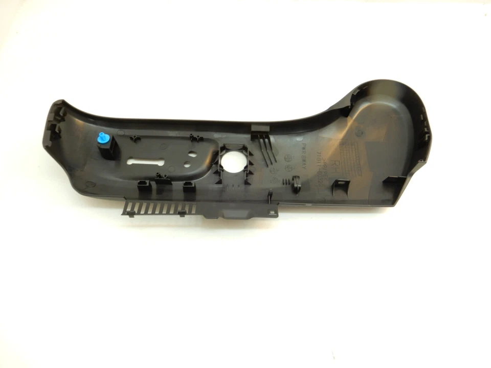 Cubierta protectora de cojín de asiento delantero derecho OEM 71811-60320-C0 2010-2018 Lexus GX460 OEM Foto 2 de 4