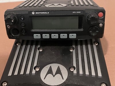 Motorola XTL2500 Mobile Radio M21URM9PW1AN 800MHz ADP P25 OTAP SMARTZONE 9600