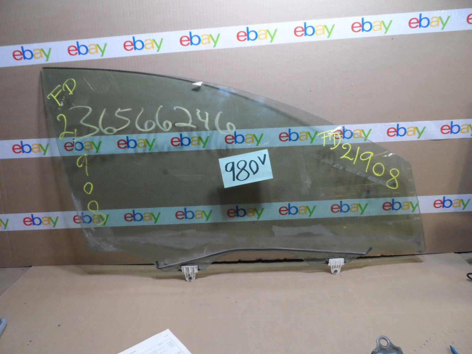 03 - 08 NISSAN MURANO Front Passenger Used Door Glass #980-V