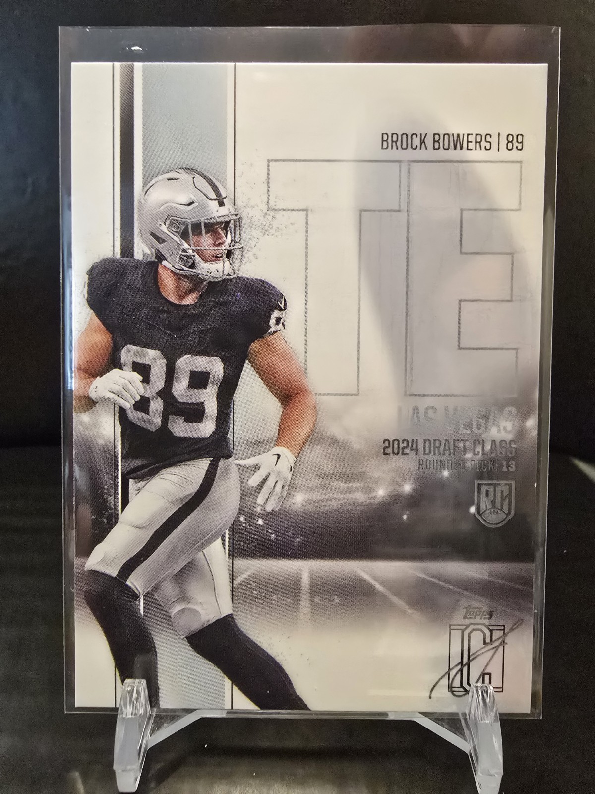 930061 - 2024 Topps Signature Class BROCK BOWERS Rookie Las Vegas Raiders #129