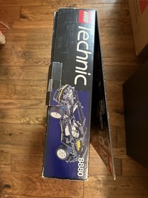 LEGO TECHNIC: Super Car (8880)