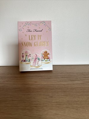 Too Faced 'Let It Snow Globes' Eyeshadow Palette Collection