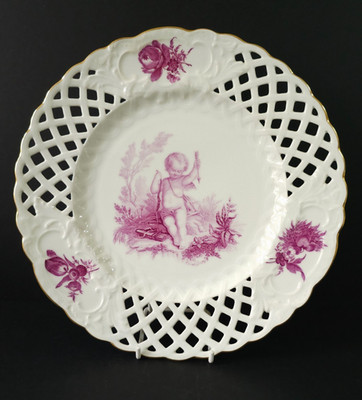 Minton's Porzellan Netzteller, Puce bemalt Amor mit Blumen