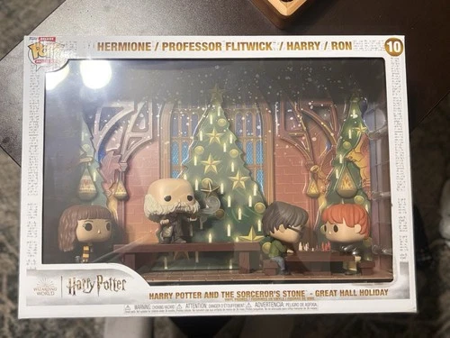 Funko Pop! Deluxe Harry Potter & The Sorcerer's Stone-Great Hall Holiday #10 NiB