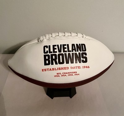 2019 Cleveland Browns Rawlings NFLPA Facsimile Signature Series football.