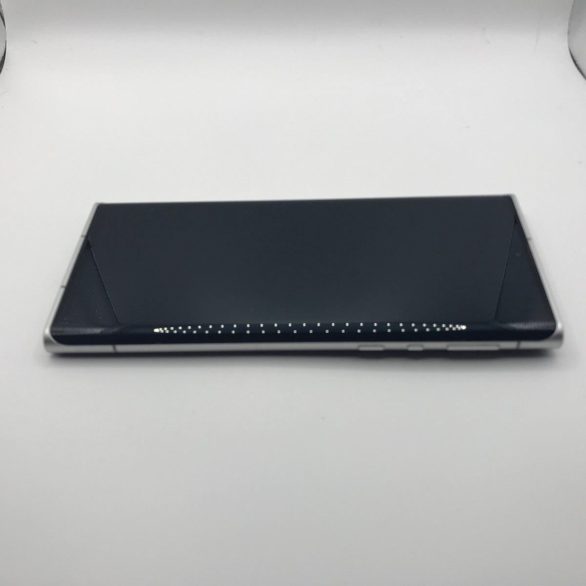 Leica Leitz Phone 1 LP-01 Softbank Sharp 256GB Black Silver Leica Leitz Phone 1 LP-01 Softbank Sharp 256GB Black Silver