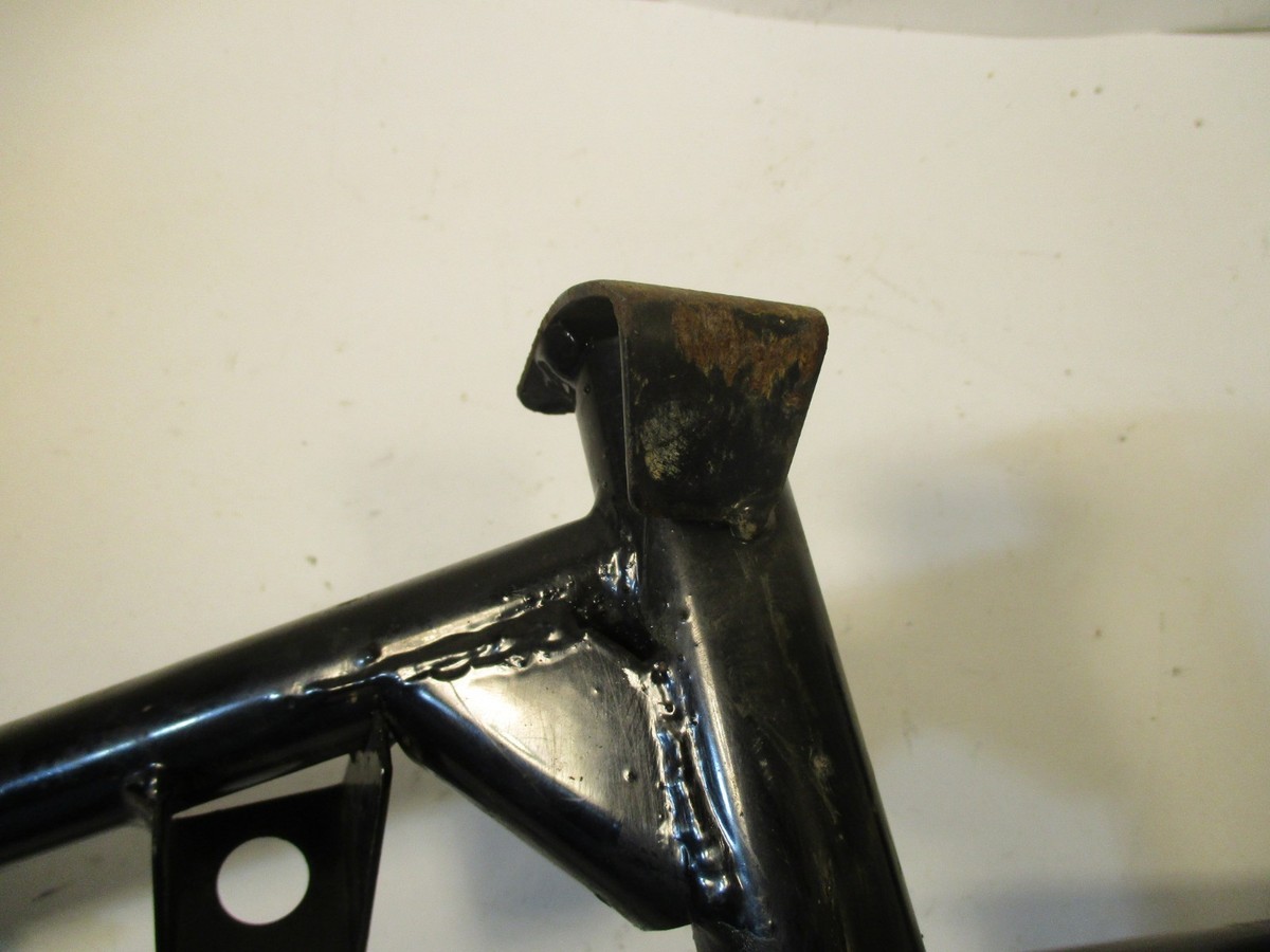 KAWASAKI 94 ZX600 NINJA CENTER MAIN STAND 34011-1136 ZX600R KAWASAKI 94 ZX600 NINJA CENTER MAIN STAND 34011-1136 ZX600R