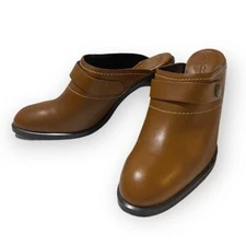 New in box, See by Chloe Annia Brown Leather Mule Clog, Size 41EU