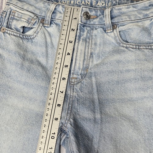 American Eagle Strigid Mom Jeans Gr. 000 kurze blaue Jeans helle Waschung Freizeit - Bild 11 von 14