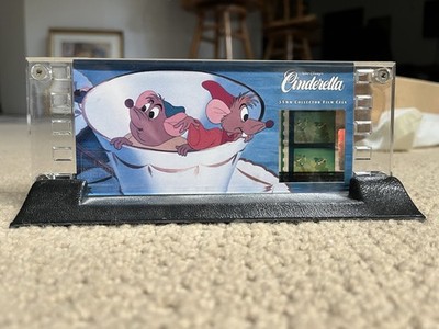 WALT DISNEY CINDERELLA JAQ GUS 35MM COLLECTOR FILM CEL