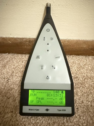 Brunel & Kjær Type 2239 integrating sound level meter