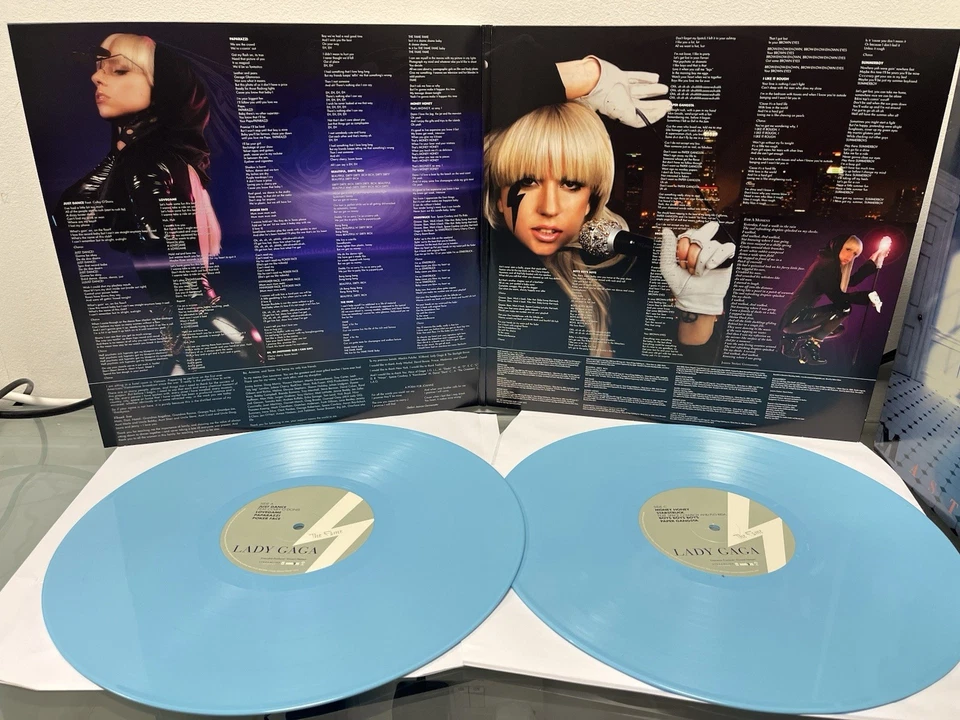 Lady Gaga – The Fame : Streamline – 00602577629150 Limited Edition, Blue Vinyl - Image 2 of 4
