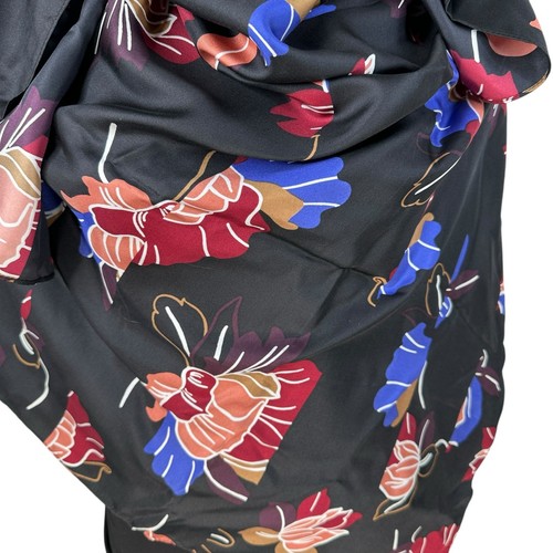 Halogen Large Scarf Wrap 100% Silk Square 47x47 Abstract Floral Flowers NEW - Picture 2 of 5