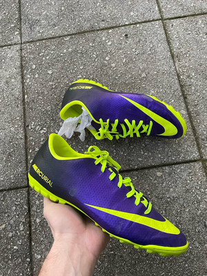 Nike Mercurial Victory IV TF 555615 570 Electric Purple Herren Fußballschuhe  43