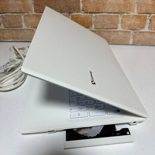 Gateway Core i3-5005U HDD 1TB RAM 4GB 15.6 inch White Laptop - Picture 5 of 7