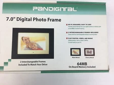 Pandigital 7" Digital Photo Frame 64MB with Two Interchangeable Frames
