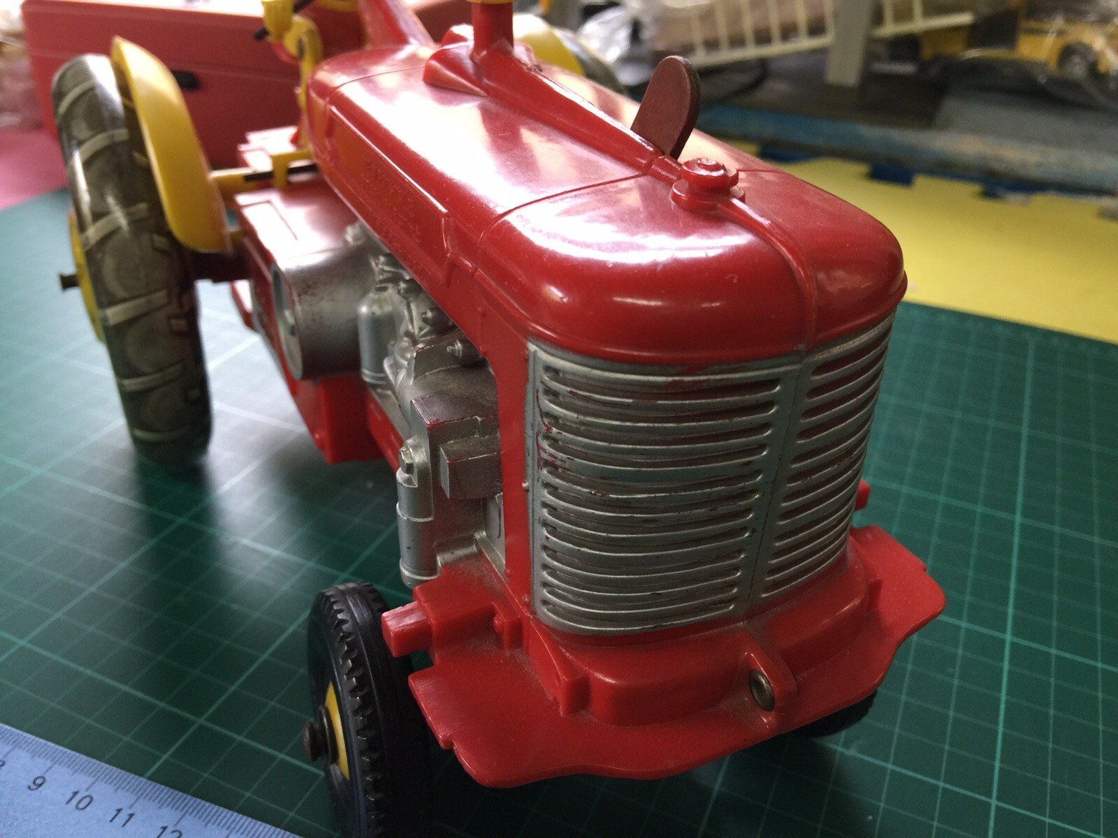 VINTAGE MARX TOY REVERSIBLE DIESEL ELECTRIC TRACTOR 1950's FARMING