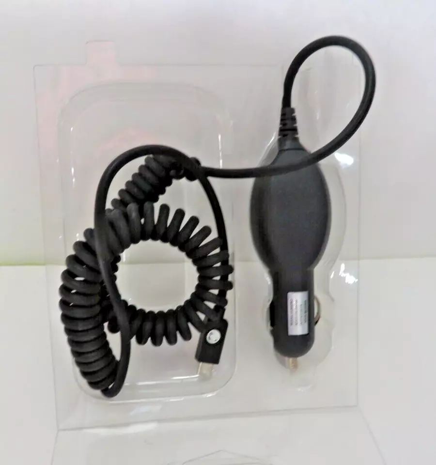 Cellet Coiled Car Charger Cellet Coiled Car Charger probable extend to 10 feet - Image 3 of 3