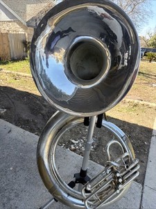 DYNASTY 4-VALVE SOUSAPHONE M890 - SILVER - #002640 NO CASE JUST SOUSAPHONE