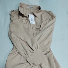 Cherry Koko Gold Beige Gürtel Schmeichelhaft Midi Rüschen Kleid Größe M
