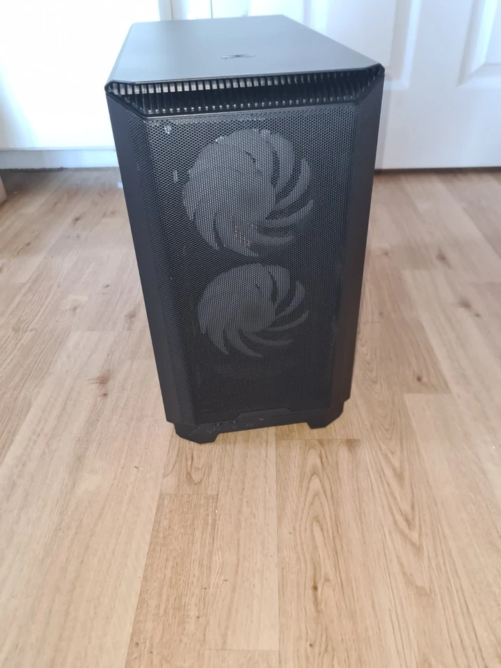 Phanteks P200A case with vertical GPU mount kit - Image 3 of 4