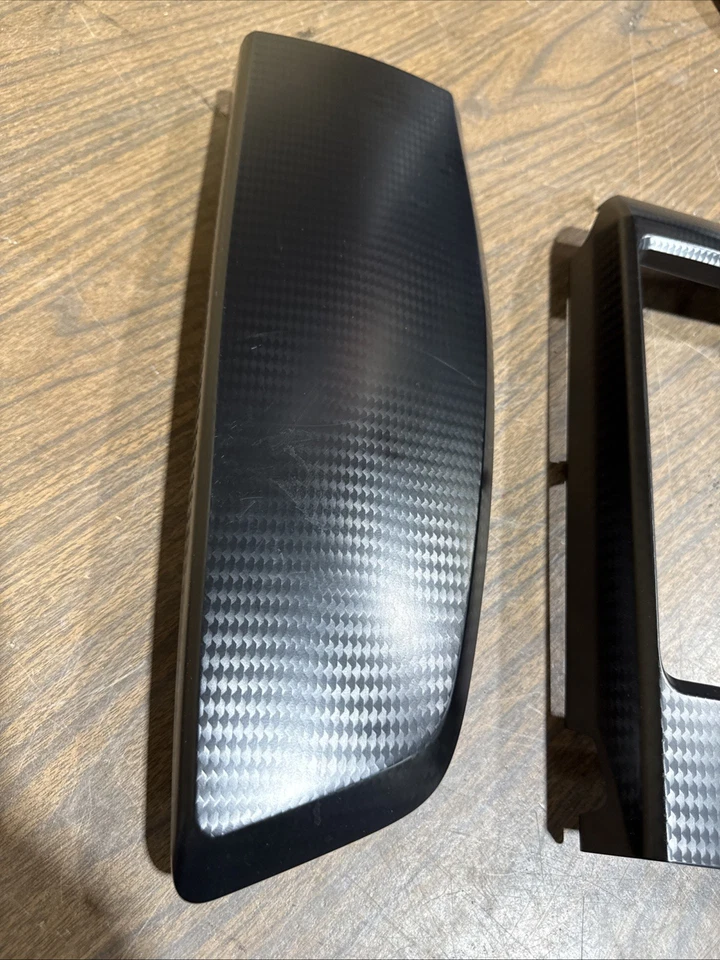 2013-2016 Subaru BRZ Radio Dash Trim Bezel Surround Stereo Scion FRS  OEM - Image 2 of 4