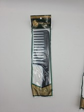 L.A girl BLACK Rake Handle Comb