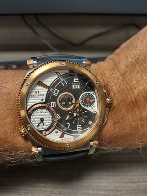 Rare Seculus Fausto Swiss Made Chronograph Quartz  Men's Watch