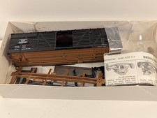 Walthers HO 40ft Stock Car Wood Ends Kit