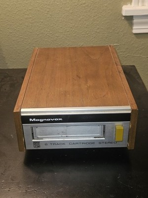 Vintage magnavox 8 track player IK8869 Retro Woodgrain Power Tested