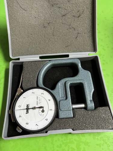 Mitutoyo 2804-10 Testex Dial Indicator .0001" - .050" + Case 