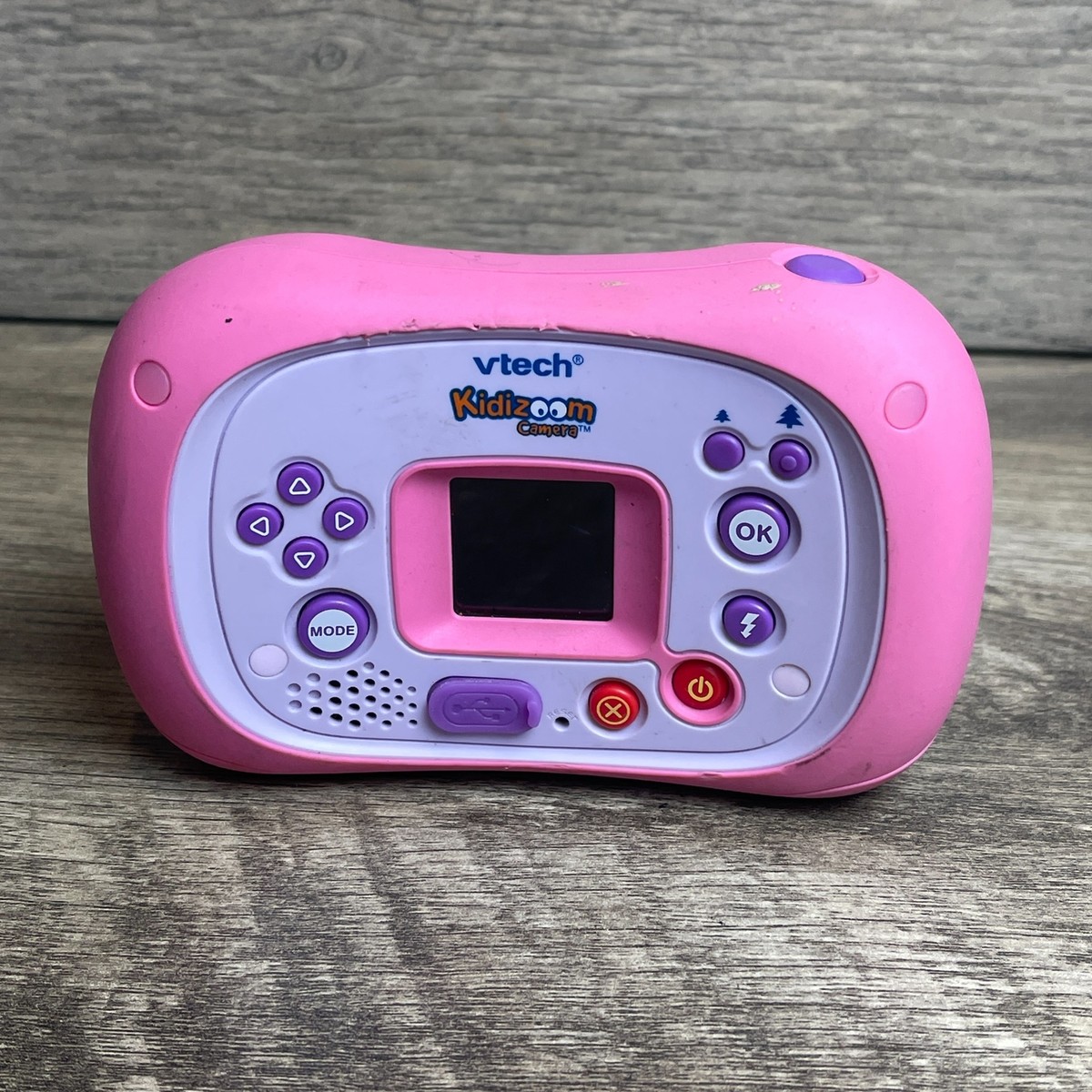 VTech Kidizoom 1069 Pink Color Display Built-In Memory Digital Camera - Main Image