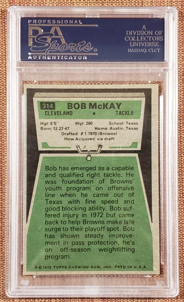 1975 Topps #314 Bob McKay Cleveland Browns Original Football Card PSA 9 Mint - Image 2 of 2