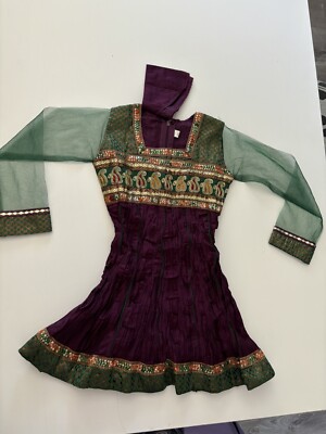 Indian Wear Dress Sona Girls Size 20 NWT