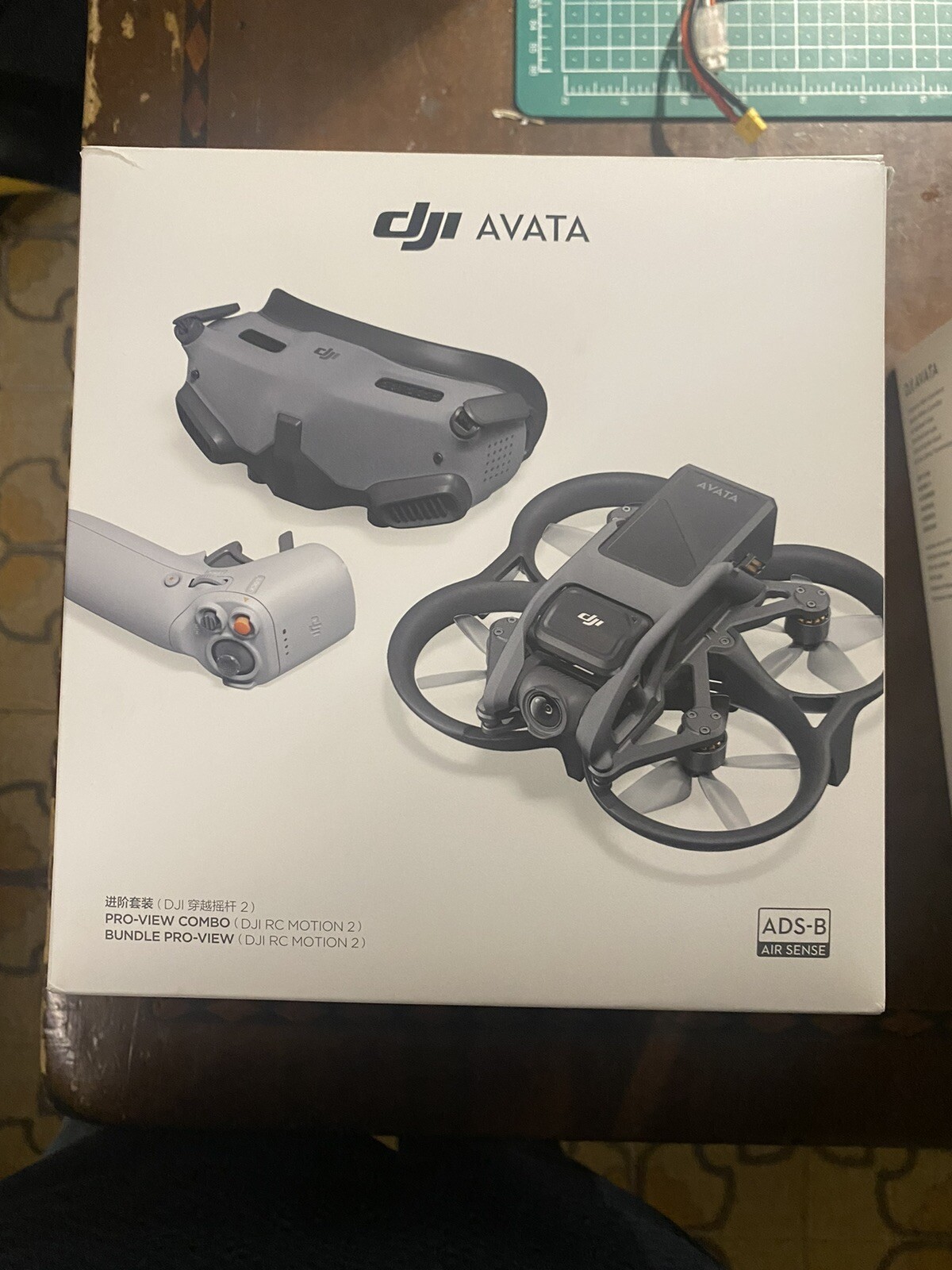DJI Avata Combo ( Avata + Goggles + Motion 2 + Care Refresh )