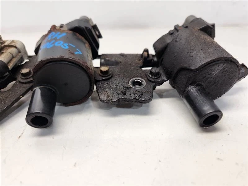 Chevrolet Silverado 2500 2001-06 (6,0 L) paquete de bobina de encendido derecho para pasajero Foto 3 de 4