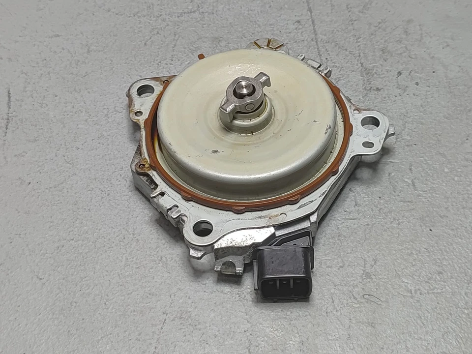 2018-2025 Toyota Camry 2.5L Engine Variable Valve Timing Control Solenoid OEM - Image 2 of 4