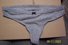 Women's No Boundaries Thong Underwear - NWOT - Size Small - 3-5 